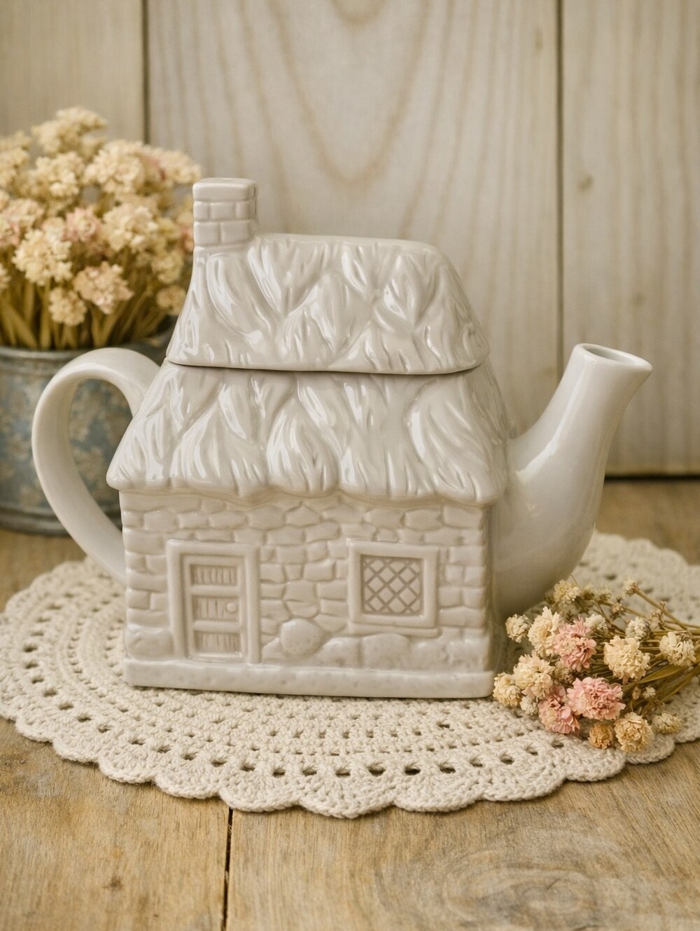 Vintage Cottage Teapot – White Ceramic House Design